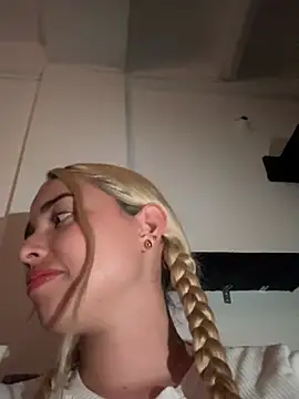 Irisweet  online show from 02/09/25, 04:04