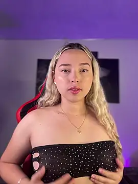 Irisweet  online show from 12/15/25, 12:09