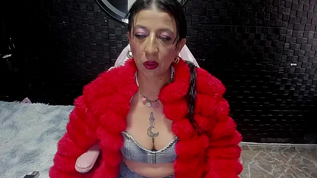 mature sexi40 online show from 01/14/26, 01:17