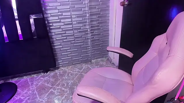 mature sexi40 online show from 07/16/26, 02:01
