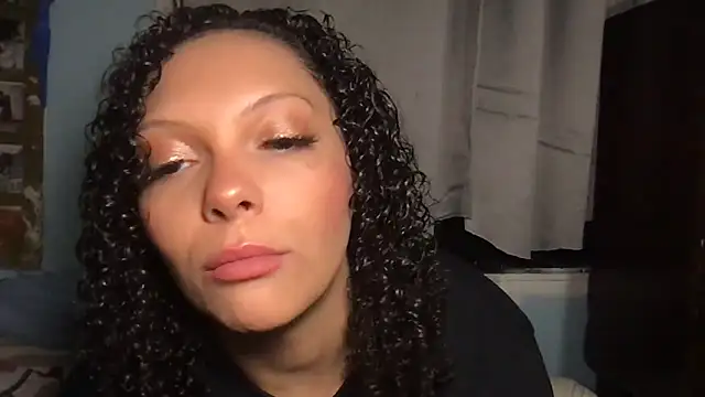 LuLuValenttine101 online show from 03/18/26, 12:36