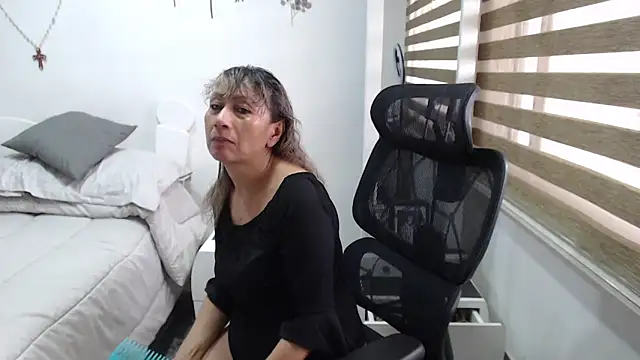 jesy hot online show from 03/28/26, 05:45