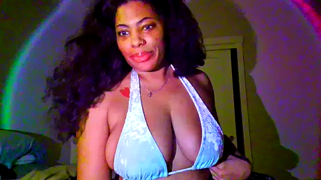 iamkhakia online show from 03/31/26, 04:35