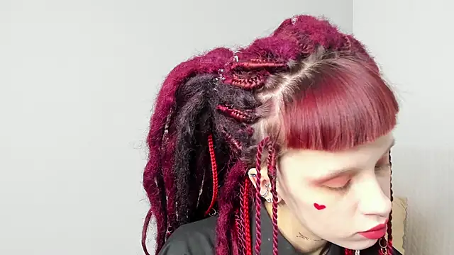 Snapshot of FlowerOfSin2001 chatting on 02/23/25, 04:35 FlowerOfSin2001 online show from 02/23/25, 04:35