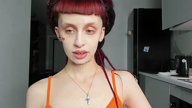 Snapshot of FlowerOfSin2001 chatting on 02/26/25, 08:33 FlowerOfSin2001 online show from 02/26/25, 08:33