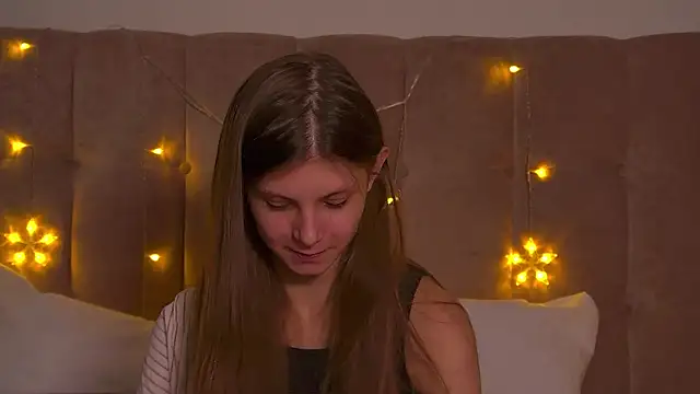 AudreyBarlow online show from 12/14/24, 10:34