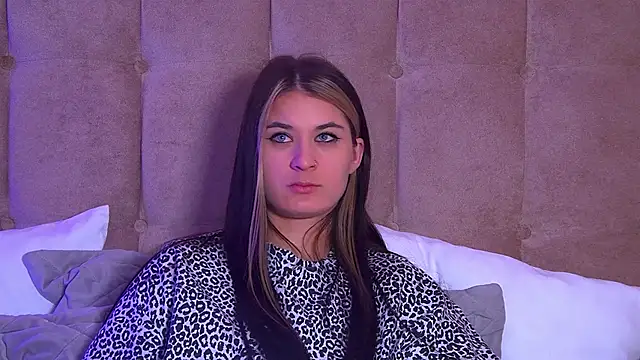 RachelSimpson online show from 02/21/25, 12:27