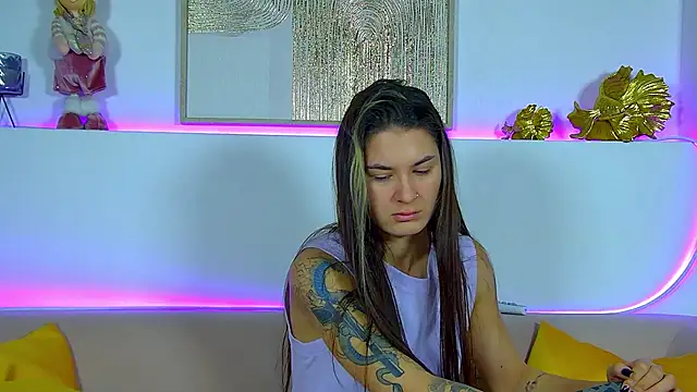 RachelSimpson online show from 12/19/25, 06:15