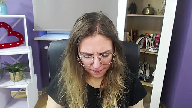 Zoey Erotic online show from 01/09/25, 08:45