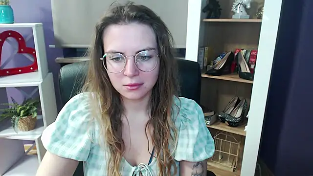 Zoey Erotic online show from 02/25/25, 05:41