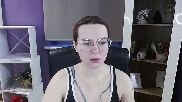 Zoey Erotic online show from 04/01/26, 04:35