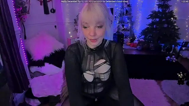 AliceW0lf online show from 12/04/25, 04:48