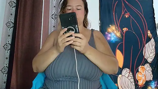 brenlissy89 online show from 04/28/26, 08:47