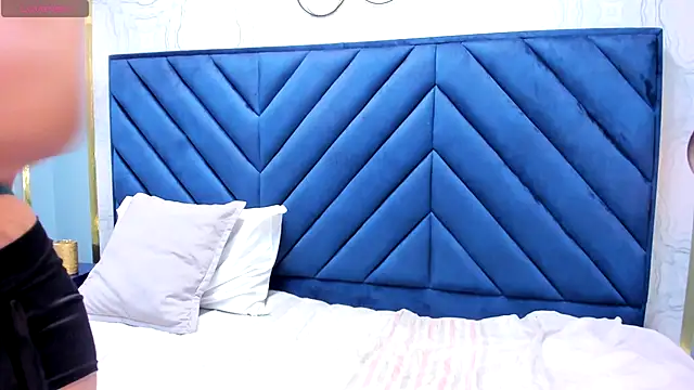 Sariitaa  online show from 10/22/25, 03:56