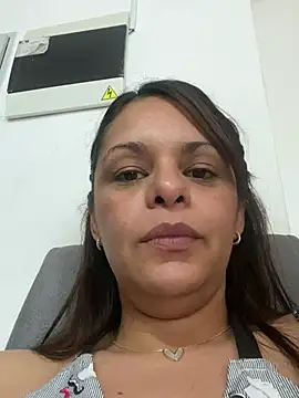 Snapshot of Kataliina chatting on 02/23/25, 06:23 Kataliina online show from 02/23/25, 06:23