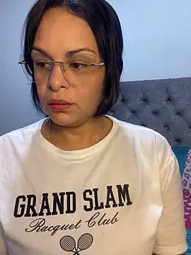 Snapshot of Kataliina chatting on 05/26/26, 02:18 Kataliina online show from 05/26/26, 02:18