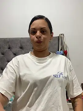 Snapshot of Kataliina chatting on 05/30/26, 06:21 Kataliina online show from 05/30/26, 06:21