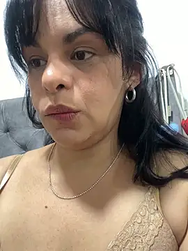 Snapshot of Kataliina chatting on 06/03/26, 04:37 Kataliina online show from 06/03/26, 04:37