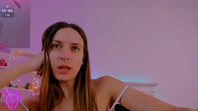 Snapshot of Alice_in_the__Wonderland chatting on 01/22/25, 09:35 Alice in the Wonderland online show from 01/22/25, 09:35