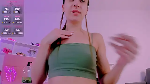 Snapshot of Alice_in_the__Wonderland chatting on 02/14/25, 07:17 Alice in the Wonderland online show from 02/14/25, 07:17