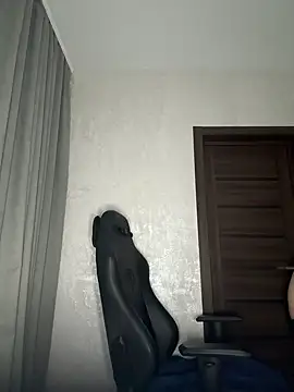 Evellyn online show from 12/22/24, 04:27