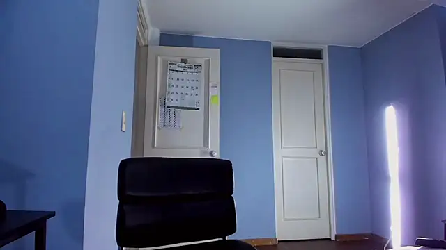 Snapshot of anthonylatynxd chatting on 12/29/24, 11:40 anthonylatynxd online show from 12/29/24, 11:40