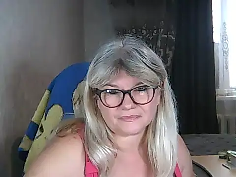 Diana 49 online show from 11/25/25, 09:42