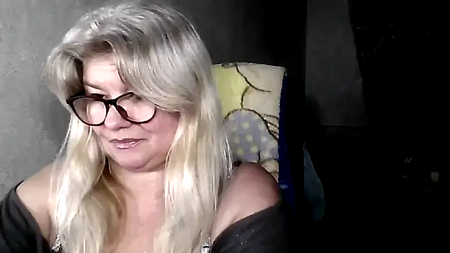 Diana 49 online show from 02/03/26, 08:36