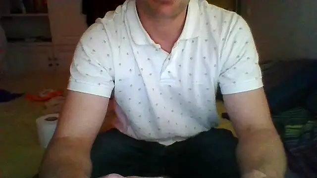 Snapshot of MmaxX004 chatting on 02/28/25, 07:56 MmaxX004 online show from 02/28/25, 07:56