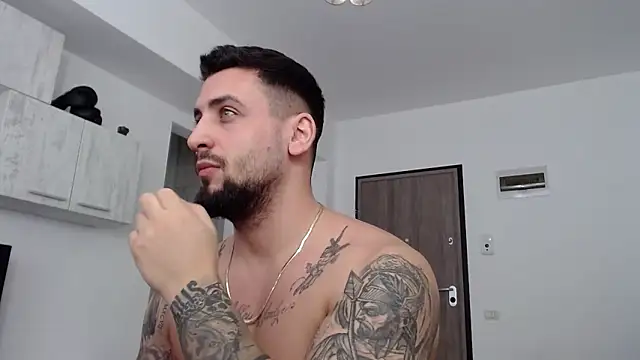  DylanGreen online show from 01/05/25, 08:54