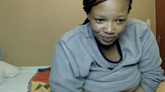 Snapshot of iamSunflower900 chatting on 01/17/25, 10:44 iamSunflower900 online show from 01/17/25, 10:44