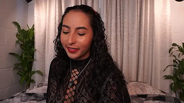 agatha collins  online show from 03/27/26, 06:29