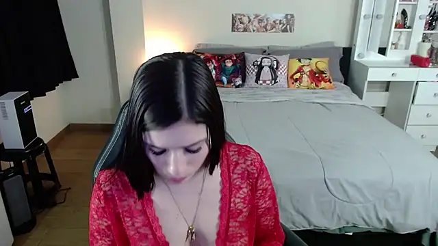 Snapshot of kittykat18x chatting on 06/19/26, 02:05 kittykat18x online show from 06/19/26, 02:05