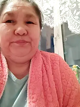 Snapshot of Zulfiya_Bruce chatting on 02/21/26, 03:24 Zulfiya Bruce online show from 02/21/26, 03:24