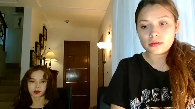 Snapshot of 3littleschoolteens chatting on 06/15/26, 07:49 3littleschoolteens online show from 06/15/26, 07:49
