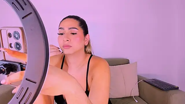 ISABELLASSMITH online show from 02/25/25, 06:03