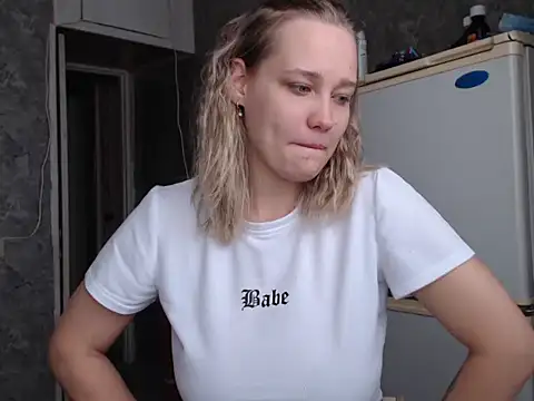 miya miya21 online show from 10/29/25, 04:15