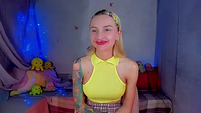 LickLizzy online show from 02/16/26, 10:17