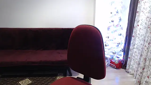 Snapshot of fayette_ chatting on 12/04/24, 12:14 fayette online show from 12/04/24, 12:14