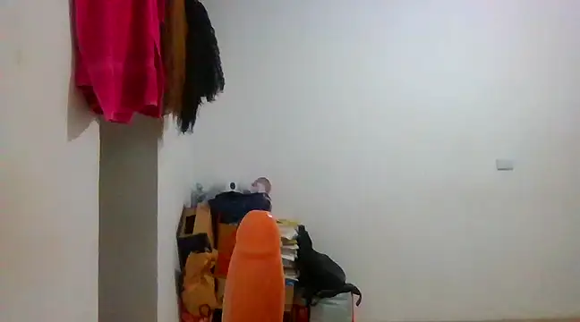 Snapshot of Aishamara chatting on 02/22/25, 08:07 Aishamara online show from 02/22/25, 08:07