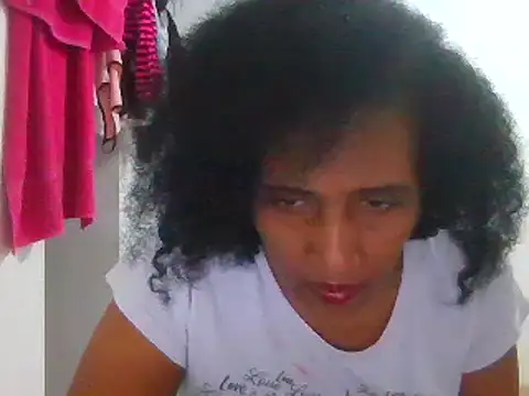 Snapshot of Aishamara chatting on 03/15/25, 04:46 Aishamara online show from 03/15/25, 04:46