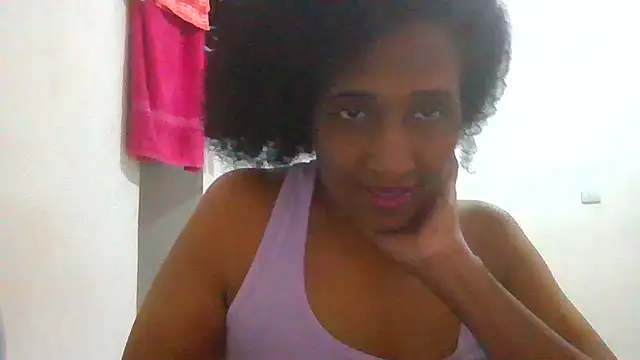 Snapshot of Aishamara chatting on 09/14/25, 07:40 Aishamara online show from 09/14/25, 07:40