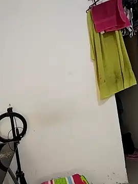 Snapshot of Aishamara chatting on 02/01/26, 01:04 Aishamara online show from 02/01/26, 01:04