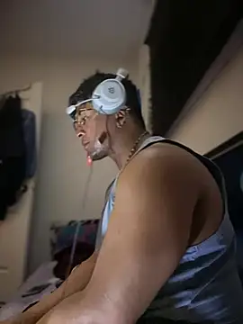 CleanGrey online show from 02/17/26, 10:23