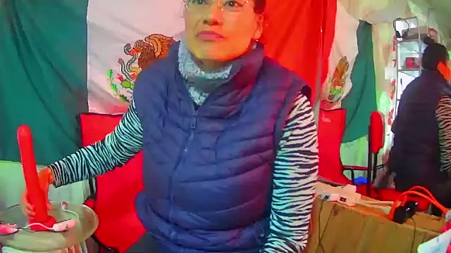 LaInsaciableIntensa online show from 02/11/25, 07:38