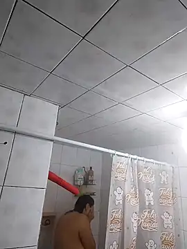 LaInsaciableIntensa online show from 11/23/25, 12:21