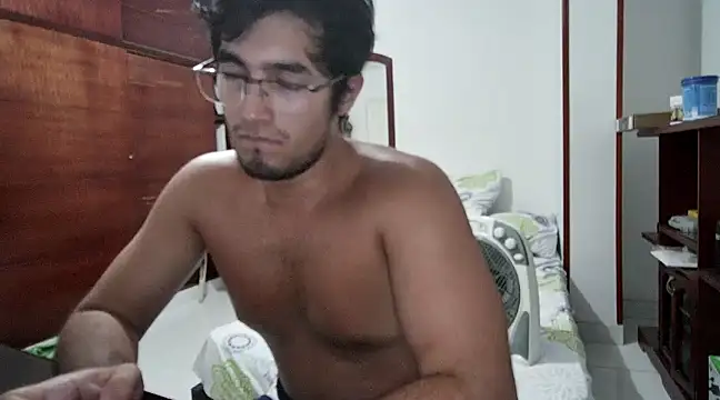 Snapshot of lechero226 chatting on 03/21/25, 07:11 lechero226 online show from 03/21/25, 07:11