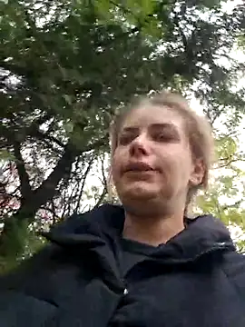 Keli Jessi online show from 10/24/25, 01:29