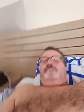 Snapshot of mike9473 chatting on 09/16/25, 07:31 mike9473 online show from 09/16/25, 07:31