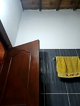 LunaZambrano online show from 02/26/25, 06:43